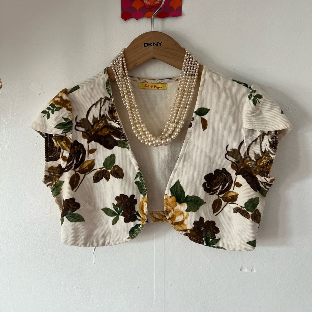 EUC Salt & Pepper S Corduroy topper autumn roses tulip sleeve shrug cap sleeve